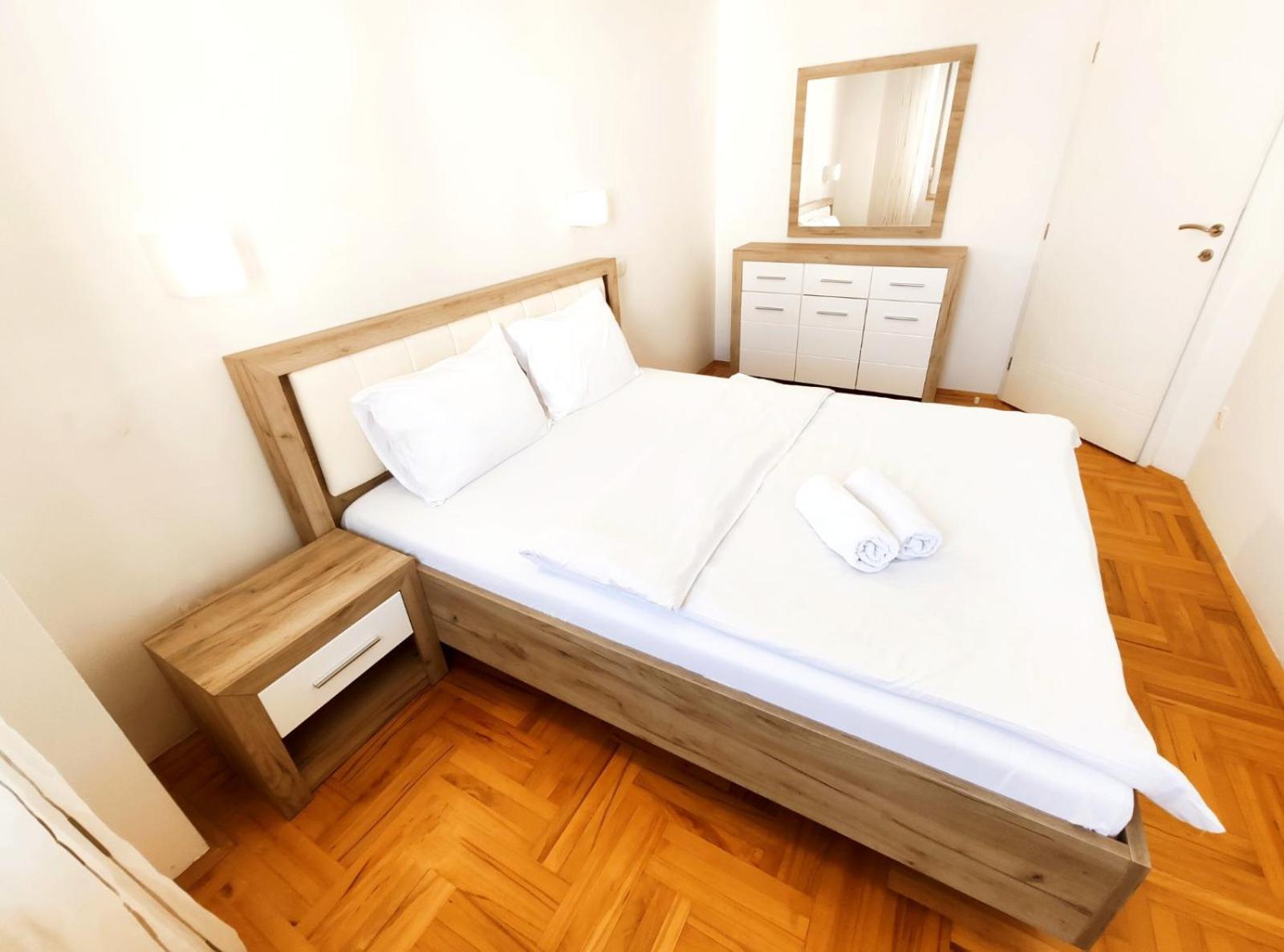 Urban Hostel & Apartments Skopje Ruang foto